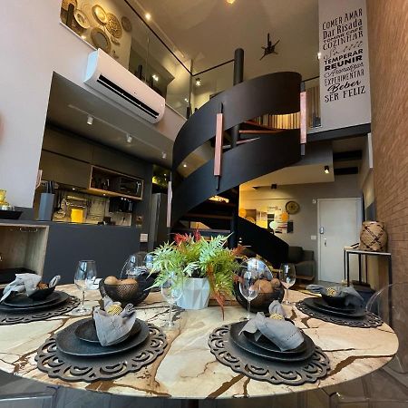 APARTAMENTO Duplex Manhattan com 3 Suites, Casal, Solteiro e Office Goiânia Exterior foto